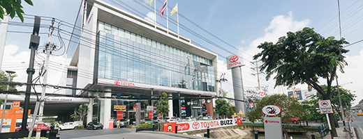 HARMAN PRO Toyota Buzz siedziba