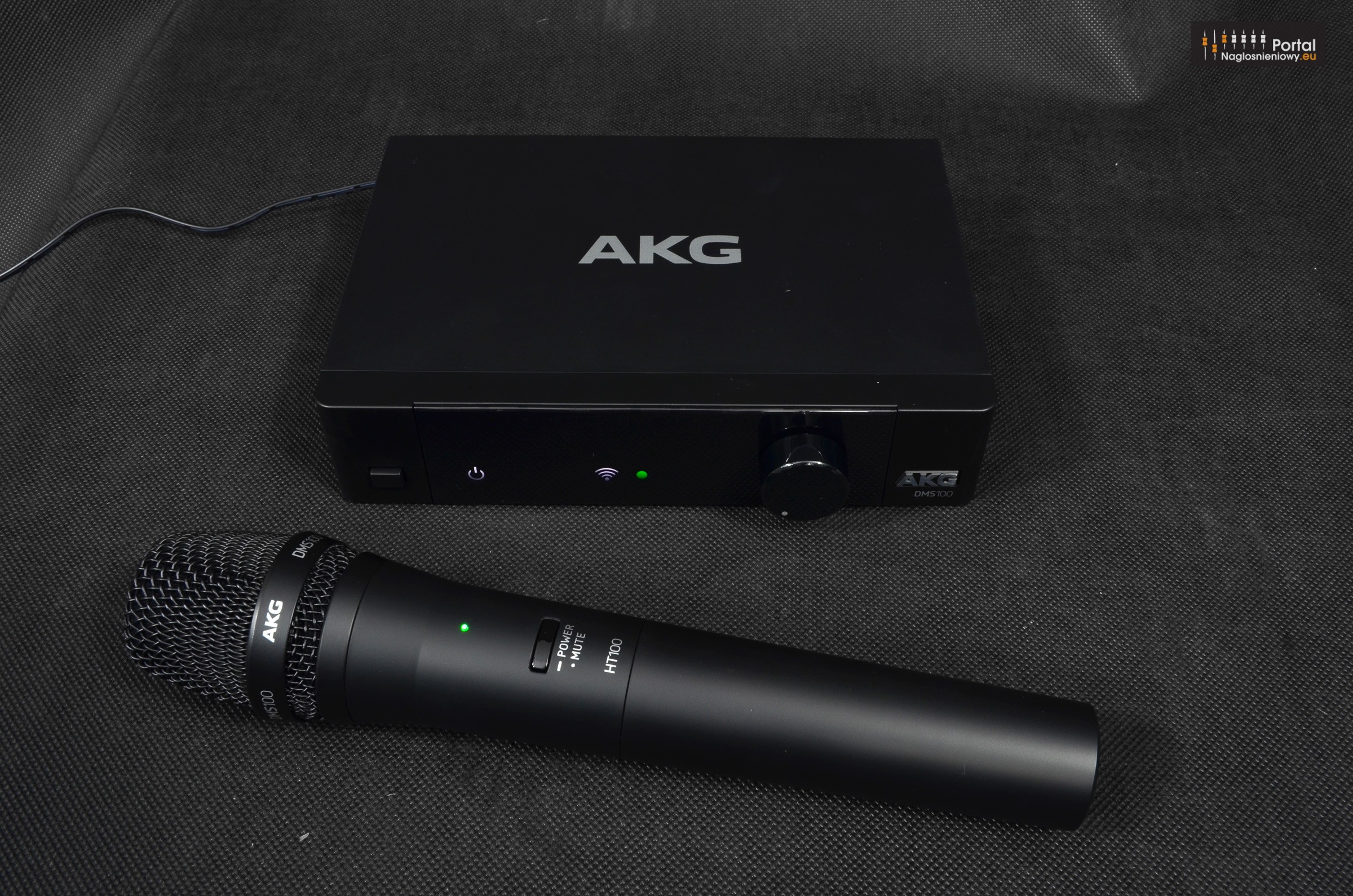 AKG DMS100 set handheld