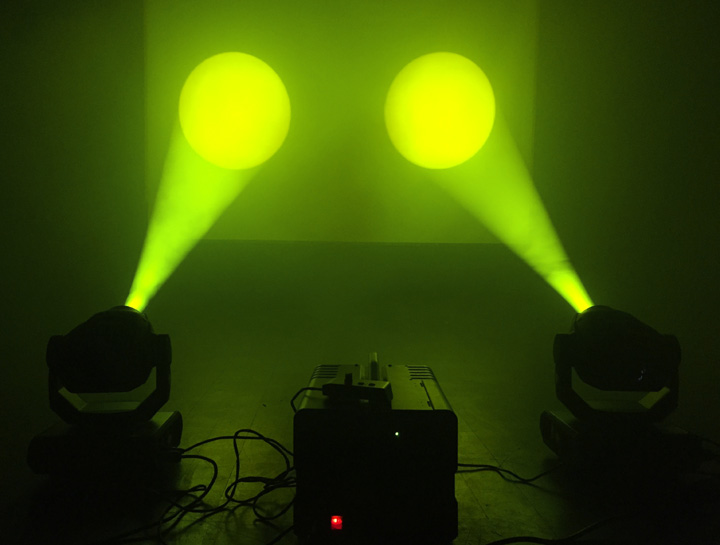 Light4Me-Moving-Spot-60-LED-yellow-2-wprost