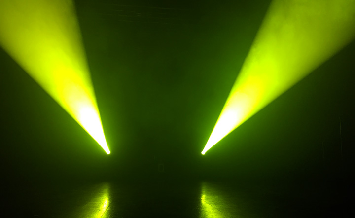 Light4Me-Moving-Spot-60-LED-yellow-przod2