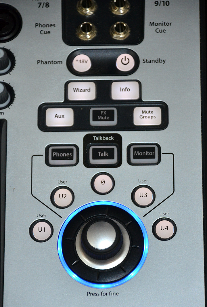 QSC-TouchMix16-panel-prawa-caly