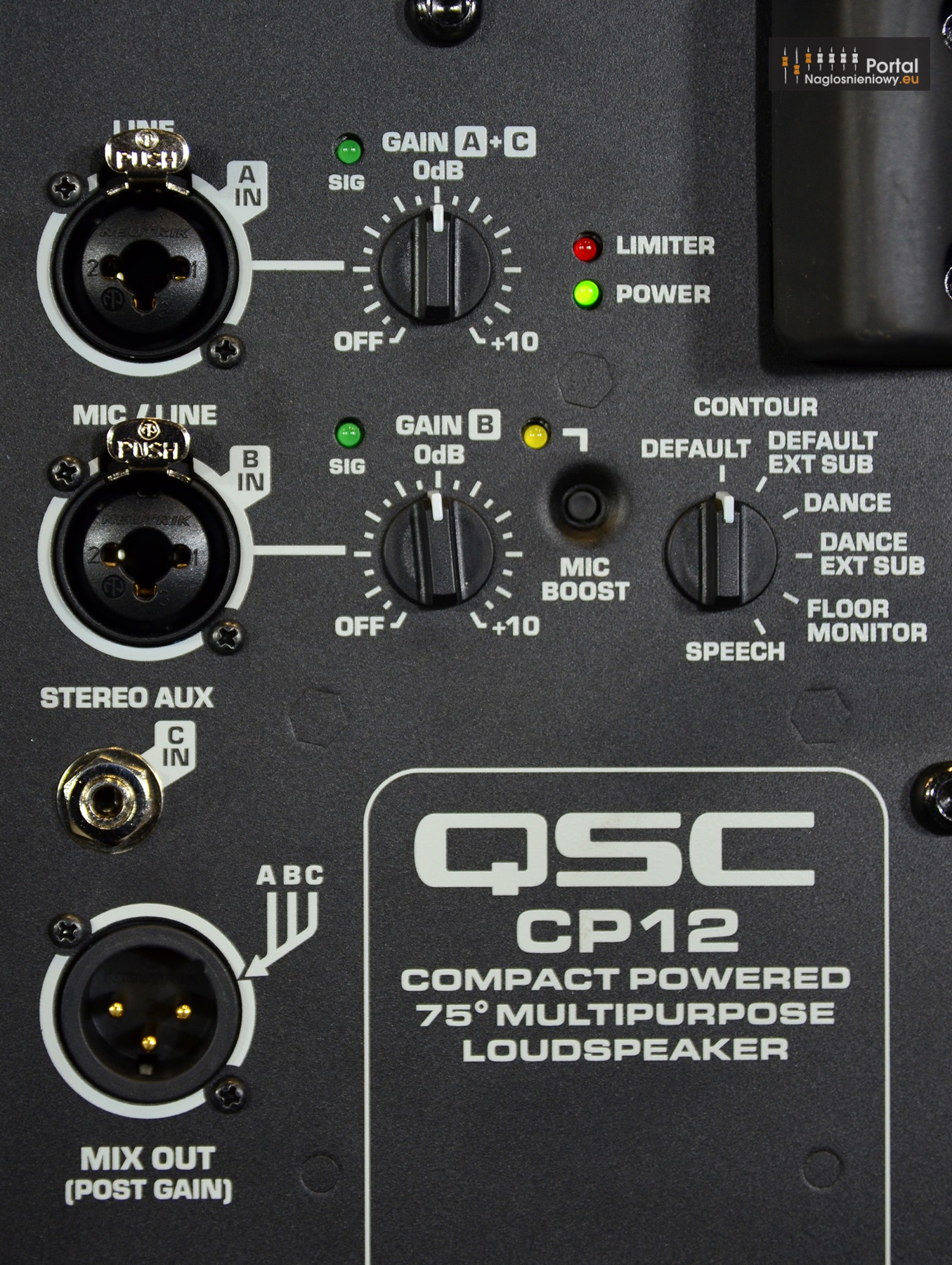 QSC CP12 rear pannel all