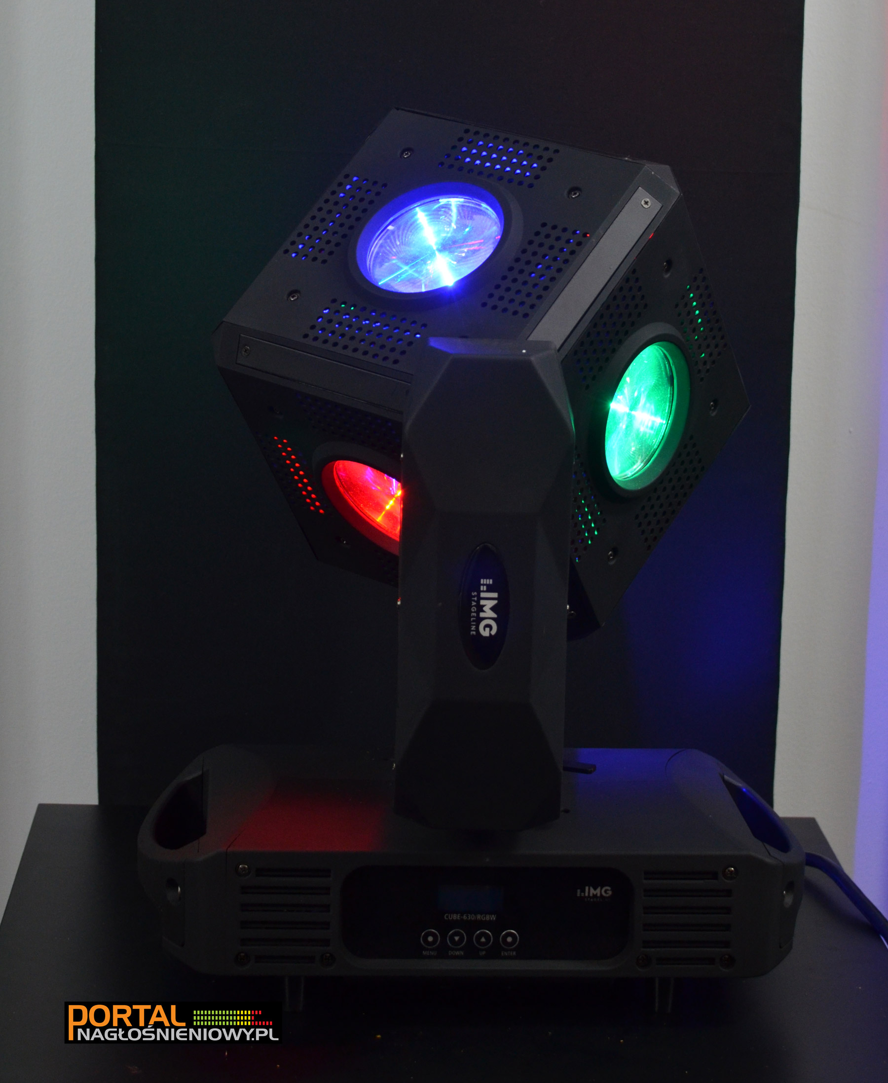 IMG-Stageline-CUBE630LED-caly-red-green-blue