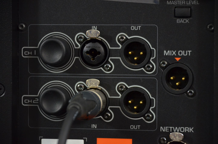 JBL-SRX812P-mixer